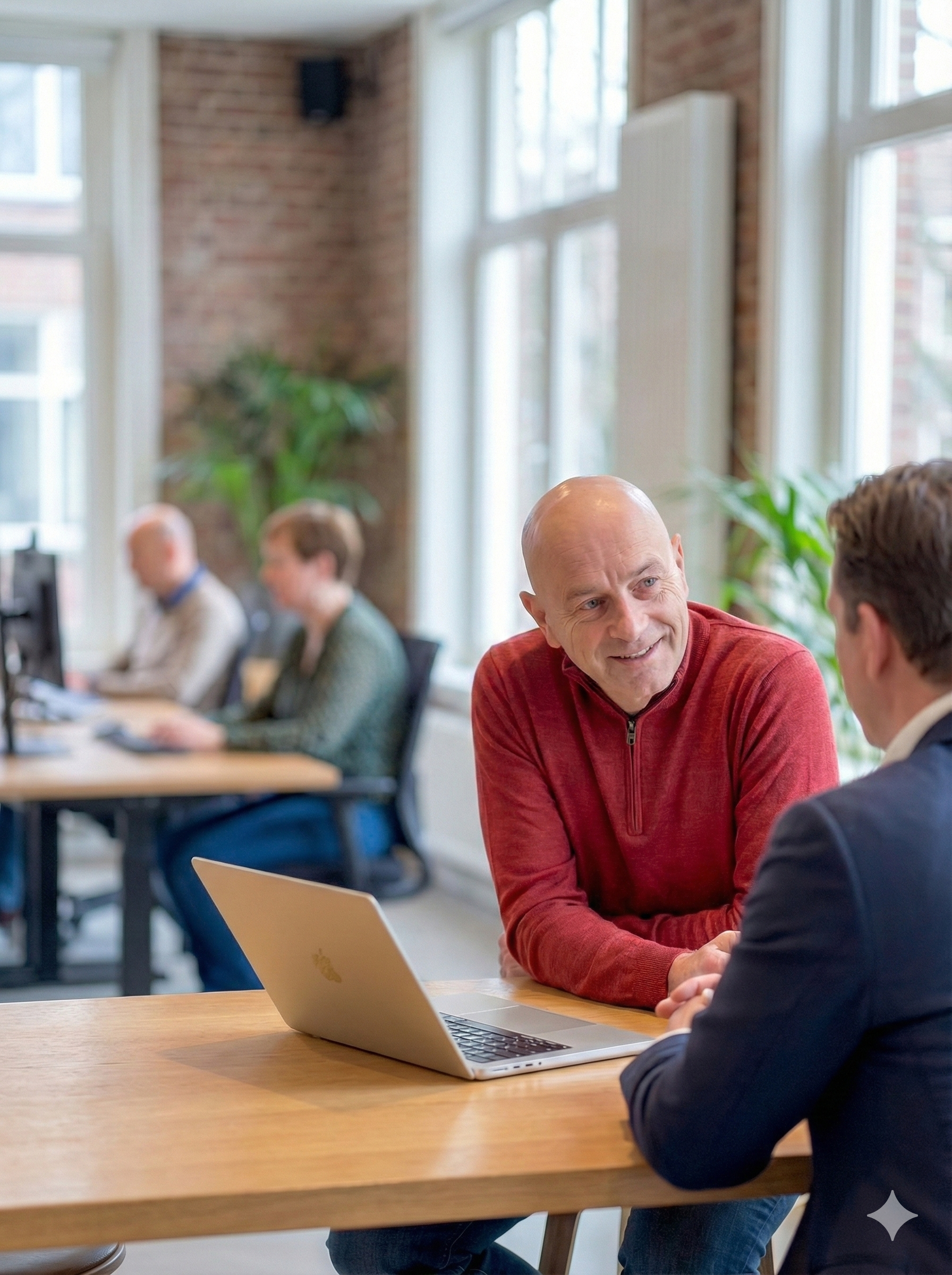 Egbert Voerman in conversation with a client